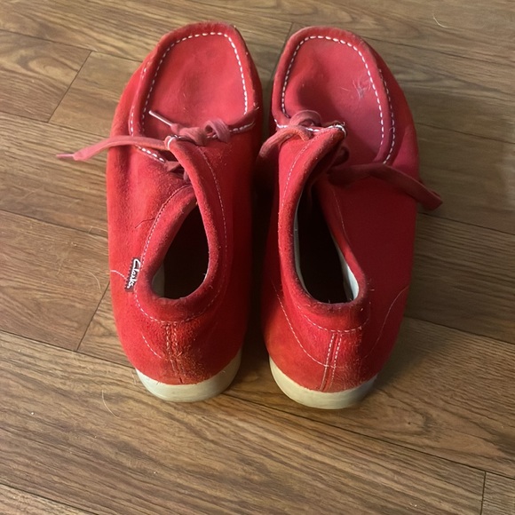 red clarks wallabees